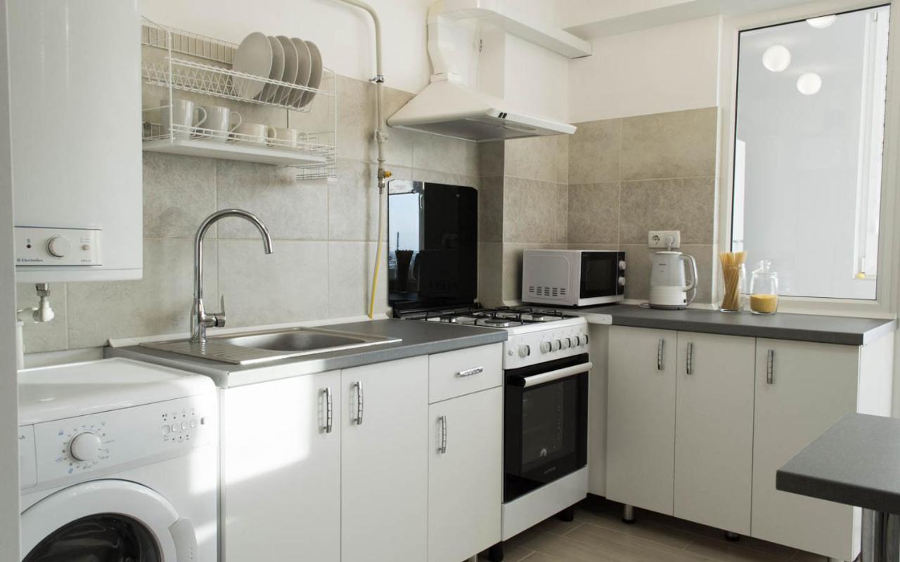Cozy 2-Room Apartment On Zhvanetsky Boulevard Odessa Exteriör bild